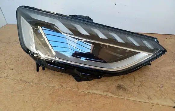Audi A4 S4 B9 8W Headlight/headlamp 8W0941033D