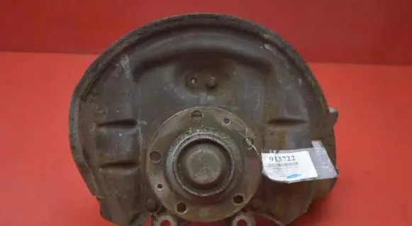 Peugeot 508 RXH Front wheel hub spindle knuckle
