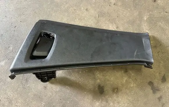 BMW X3 G01 (D) pillar trim (bottom) 7424732