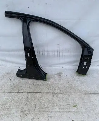 Volvo V40 Pillar (middle) 