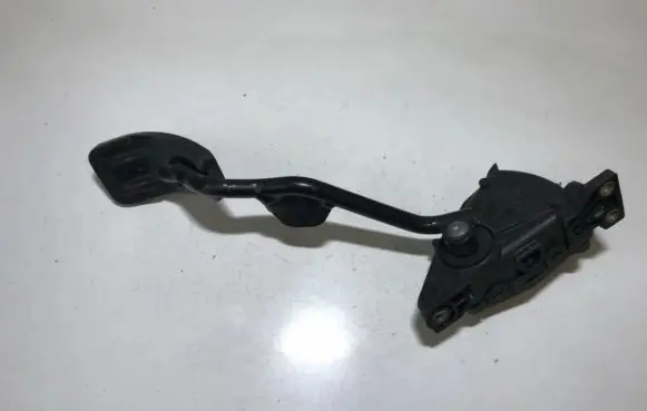 Audi A6 S6 C5 4B Accelerator throttle pedal 8d2721523f 6pv008026-09