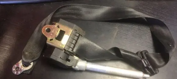 Audi A4 S4 B5 8D Front seatbelt 8D0857706