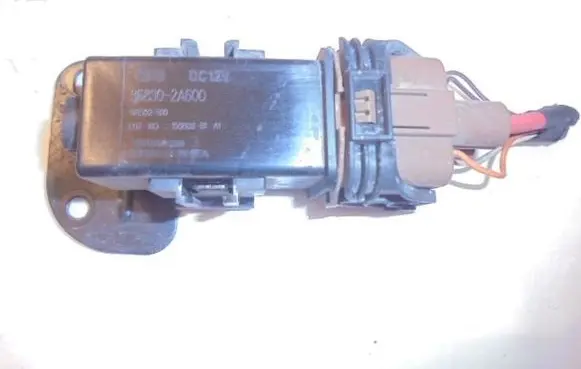 Hyundai ix35 Glow plug pre-heat relay 368302A600