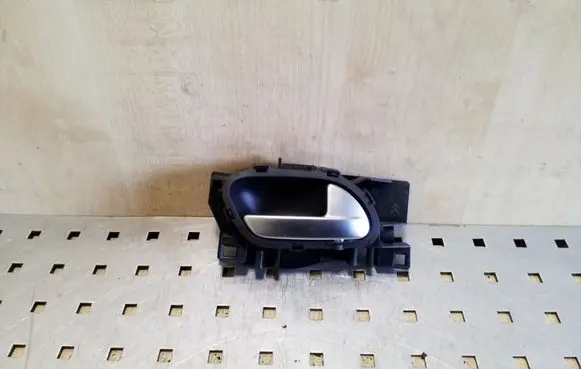 Peugeot 208 Rear door interior handle 96605253VV