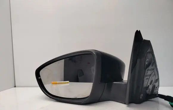 Volkswagen PASSAT B7 Front door electric wing mirror PASSATB7