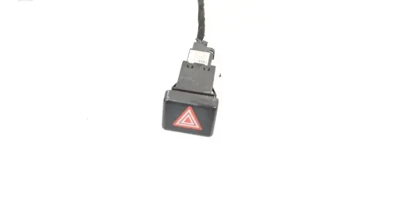 Audi A4 S4 B7 8E 8H Hazard light switch 8H0941509