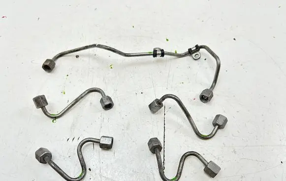Mercedes-Benz E W212 Fuel injector supply line/pipe 