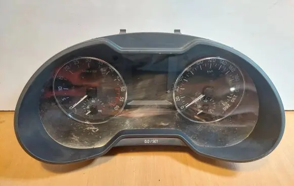 Skoda Octavia Mk3 (5E) Speedometer (instrument cluster) 5E0920781 0087708502 2561795