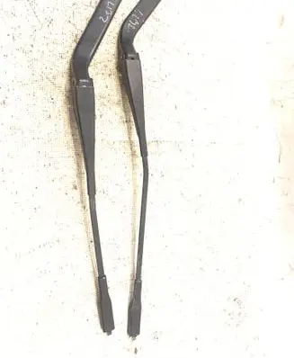 BMW 1 E81 E87 Front wiper blade arm