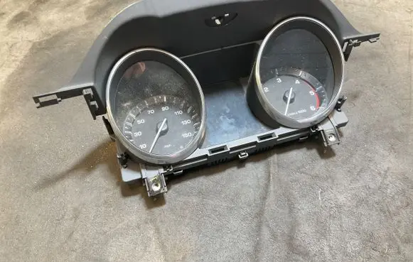 Land Rover Discovery Sport Speedometer (instrument cluster) FK7210849BG LR0034002