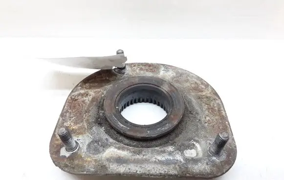 Volvo XC90 Front upper strut mount 