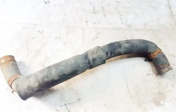 Hyundai Trajet Engine coolant pipe/hose