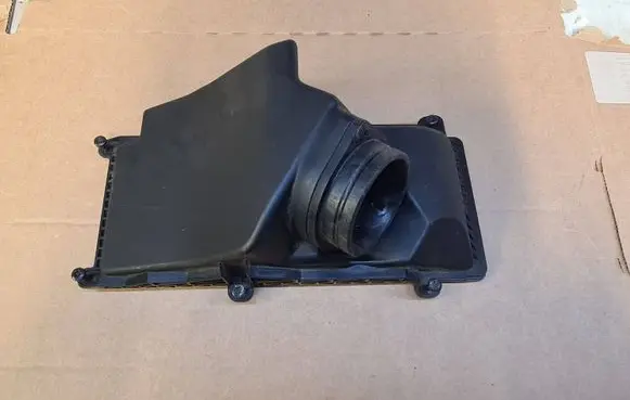Audi Q5 SQ5 Air filter box cover 8R0133837 1110602 RA1110211