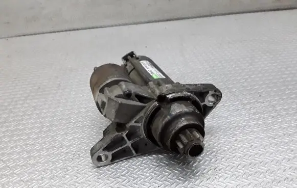 Skoda Fabia Mk2 (5J) Starter motor 02T911023S D6GS12