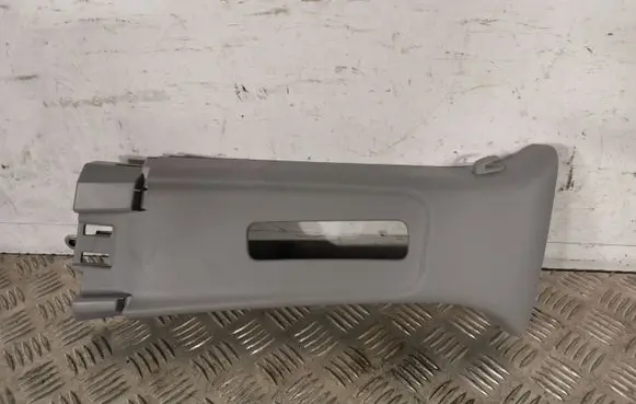 Honda CR-V (B) pillar trim (top) 84161TLAE0120