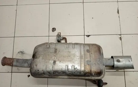 Audi 80 90 S2 B4 Rear muffler/silencer tail pipe 8A0253611E