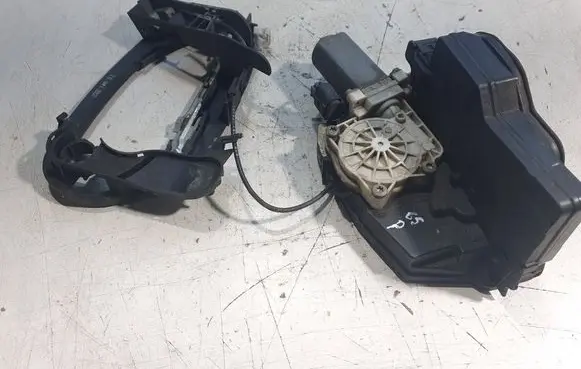 BMW 7 E65 E66 Front door lock 7202135 A046998