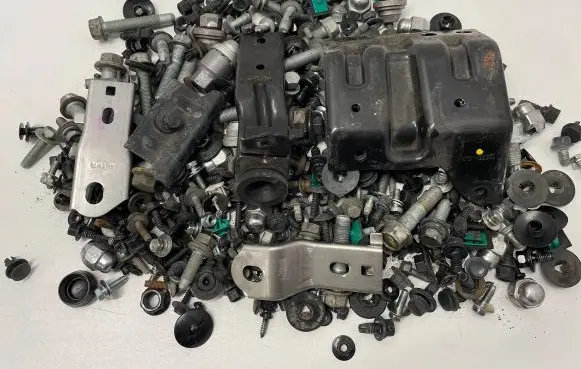 Hyundai Tucson TL Nuts/bolts 
