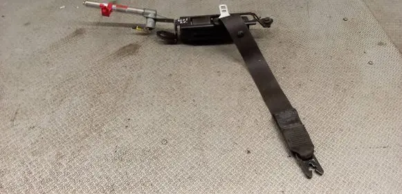 Volvo V70 Front seatbelt 30730991