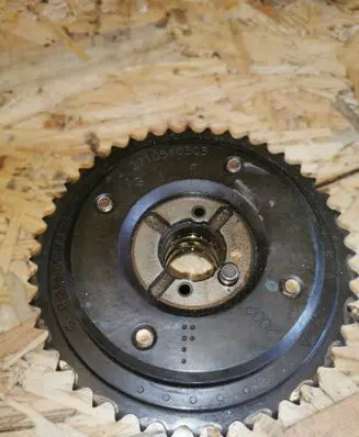 Mercedes-Benz C W203 Timing chain sprocket 2710510303 2710510328