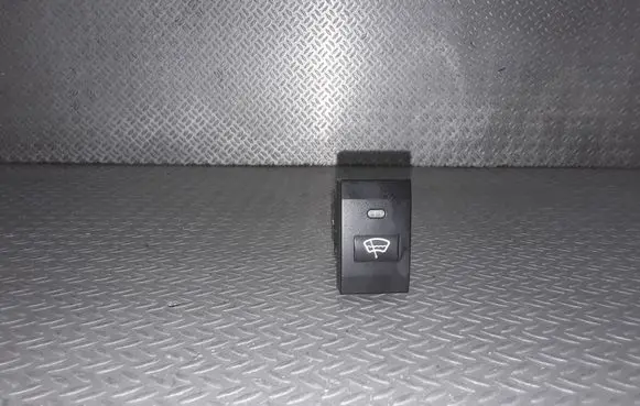 KIA Sorento Windscreen/window heater switch