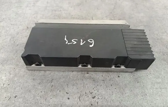 Audi A6 S6 C6 4F Sound amplifier 