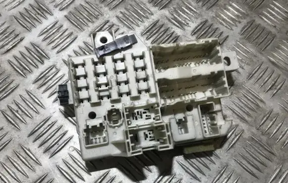 Mazda 6 Fuse box set