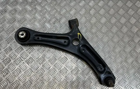 Ford Ecosport Front lower control arm/wishbone GN153042BA
