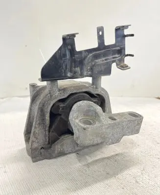 Skoda Superb B6 (3T) Engine mount bracket 1K0199262