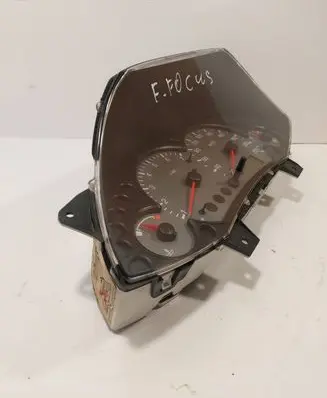 Ford Focus Speedometer (instrument cluster) 98AP10841BC