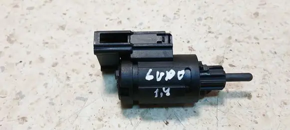 Volkswagen Lupo Brake pedal sensor switch 1J0945511D 03277 19322000