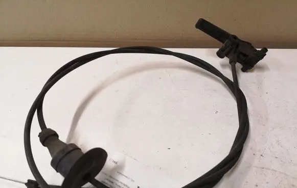 Peugeot 206 Engine bonnet (hood) release handle