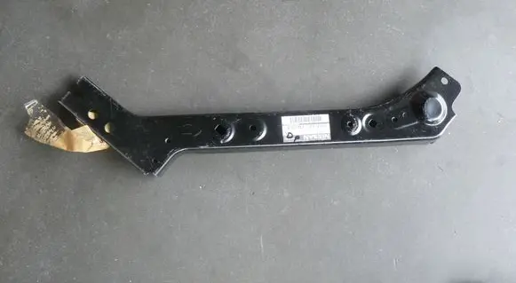 Nissan X-Trail T31 Radiator support slam panel bracket 62512JG00A