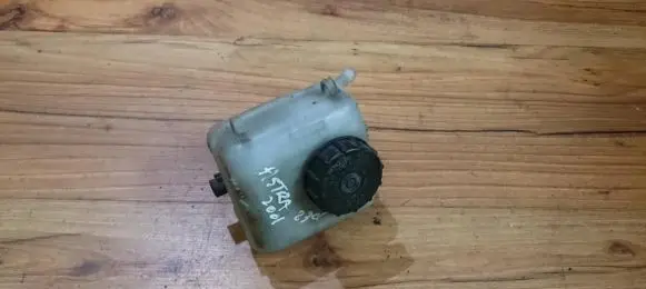Opel Astra G Brake fluid reservoir 32066734 5566