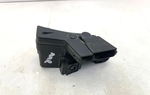 BMW 7 E65 E66 Fuse 8385165 61138387573 10688710