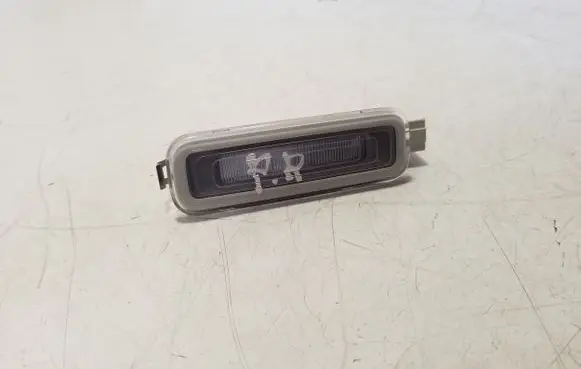 Audi A6 S6 C8 4K Front door interior light 4M0947105