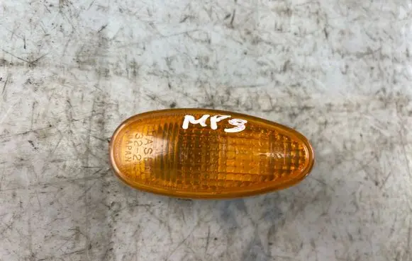 Mitsubishi Pajero Sport I Front fender indicator light 6r0190093