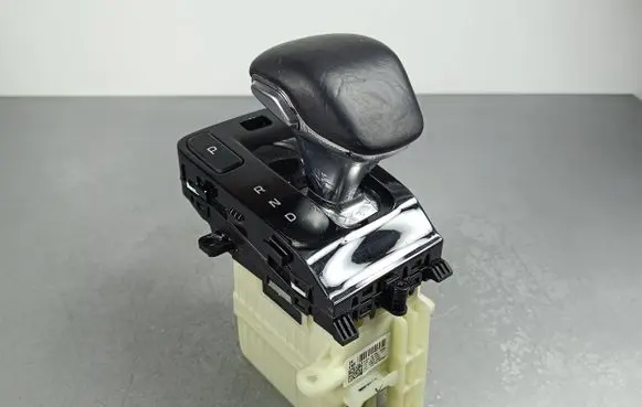 KIA Stinger Gear shifter/selector 467W0J5200