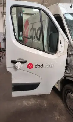 Renault Master IV Front door