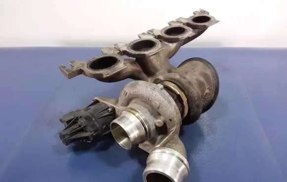 BMW 3 F30 F35 F31 Turbo system vacuum part 7637563