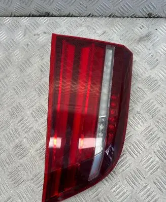 BMW X5 F15 Tailgate rear/tail lights 7301272 10018610 01129802