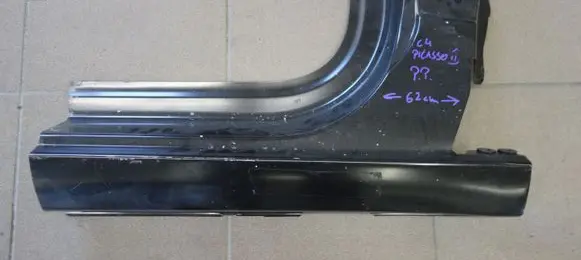 Citroen C4 II Picasso Sill 1608968580