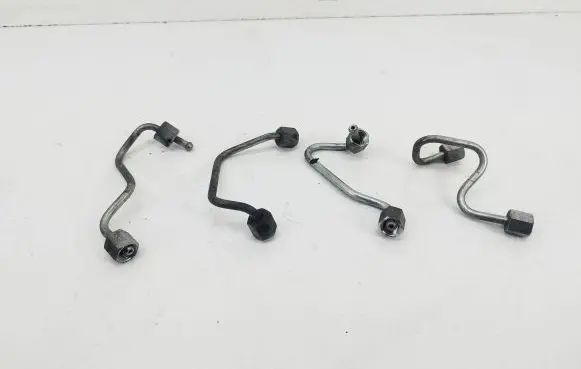 Audi A5 Sportback 8TA Fuel injector supply line/pipe 03l130301l 03l130301h 03l130301s