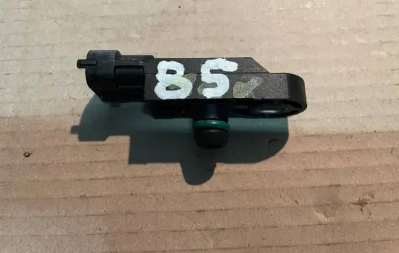 Renault Megane III Air pressure sensor H8200843680 223650001R 0281002997