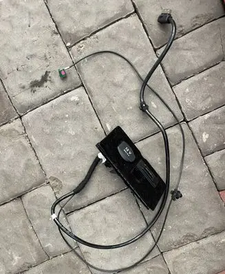 Mercedes-Benz CLS C218 X218 USB socket connector A2188210311 A2188201915
