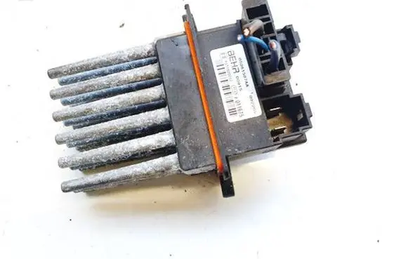 Chrysler Pacifica Heater blower motor/fan resistor 05061587aa f011500010