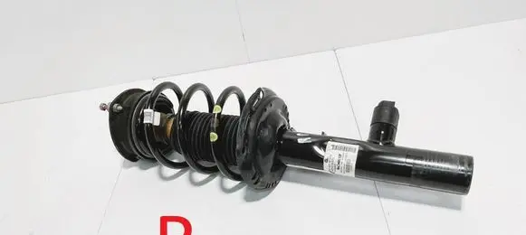 Audi Q3 F3 Front shock absorber/damper 5QF413032C 39469