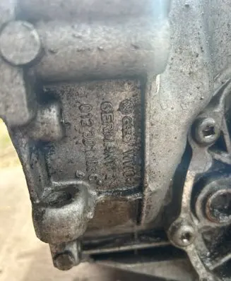 Audi 100 S4 C4 Manual 5 speed gearbox 012301103C