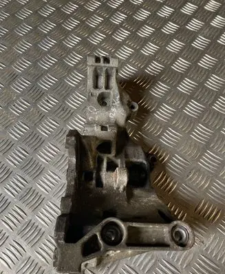 Audi A4 S4 B7 8E 8H Generator/alternator bracket 03G903143D RDL50031