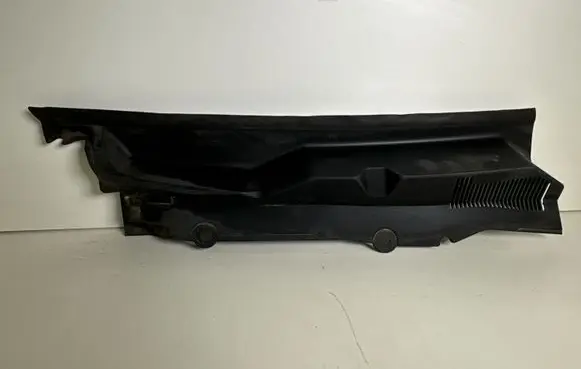 Ford Mustang V Wiper trim AR3363018A14